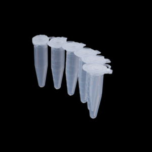Tira de seis tubos de microcentrífuga de 1,5 ml con tapones a presión y graduaciones externas.